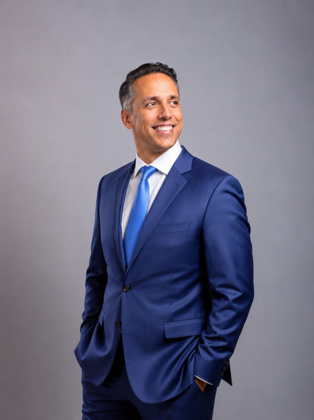 Carthay Circle Realtor Hero Photo of Yild Guven